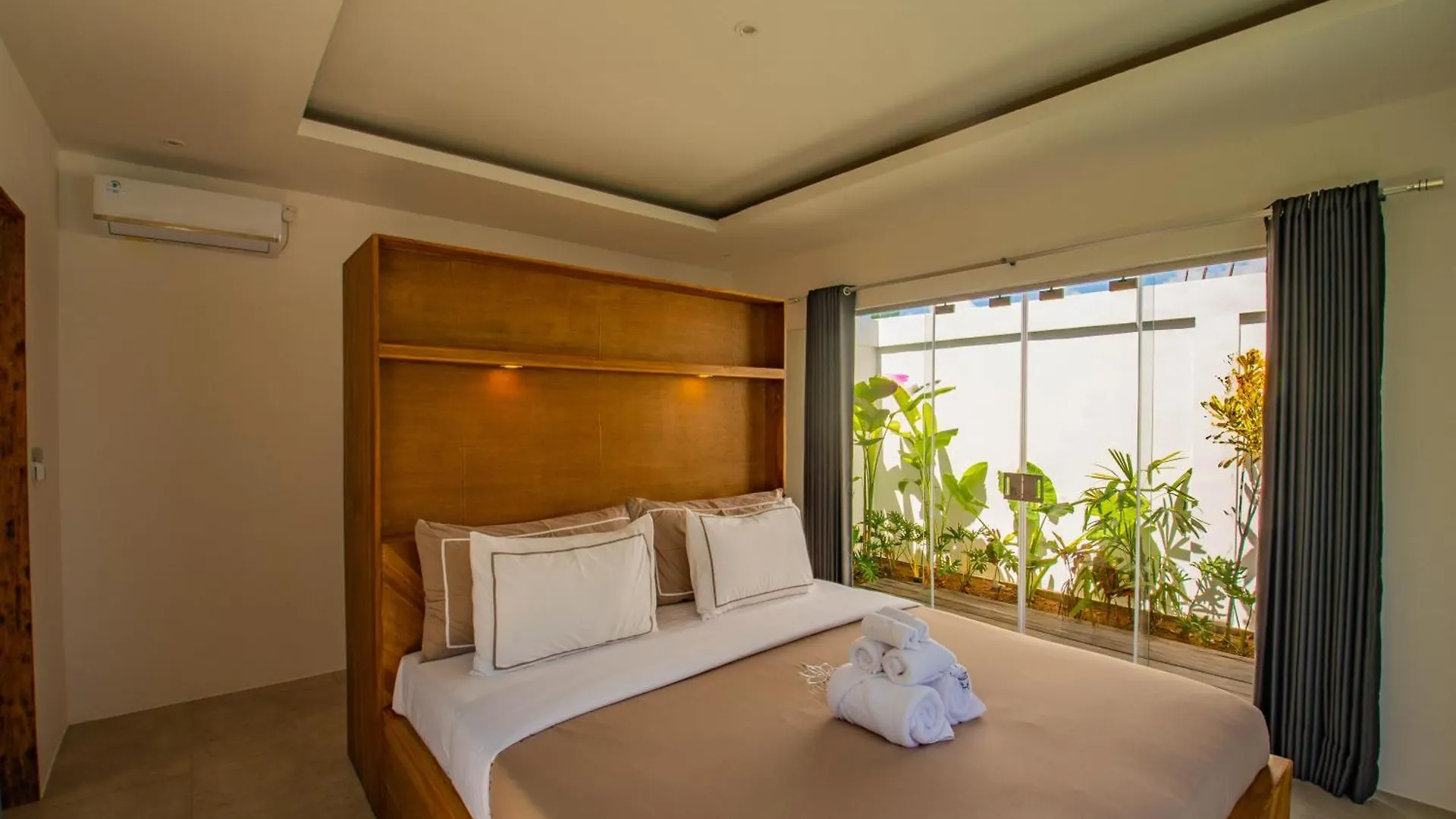Villa Yolanda - Seminyak Beach